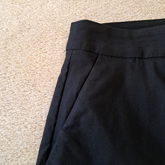New! Anne Klein Wide Leg Pants Culottes Black Cropped Pants Stretch Size 10 NWT - Picture 2 of 12